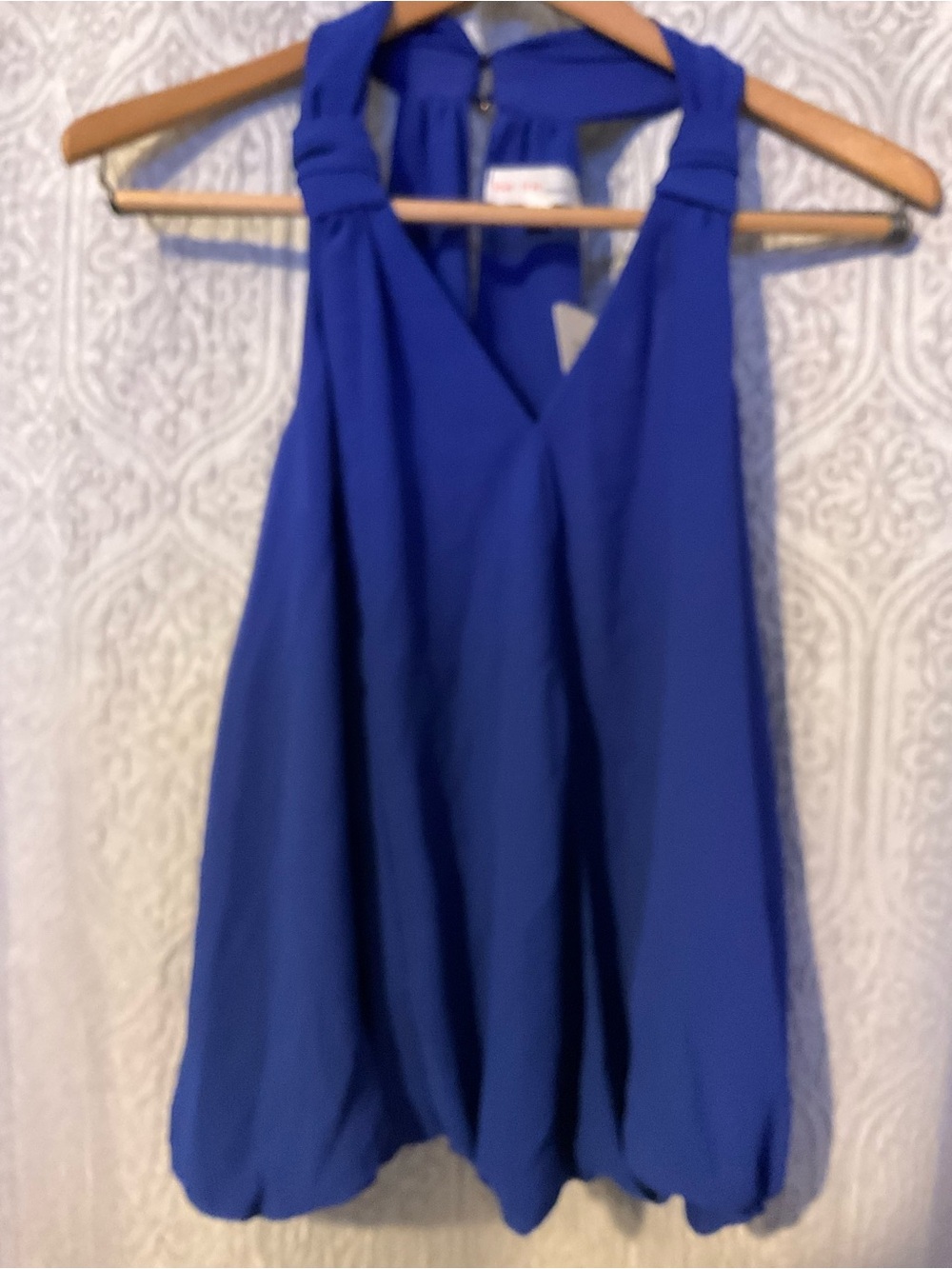 Women’s Sleeveless V-Neck Halter Top in Royal Blue Size L